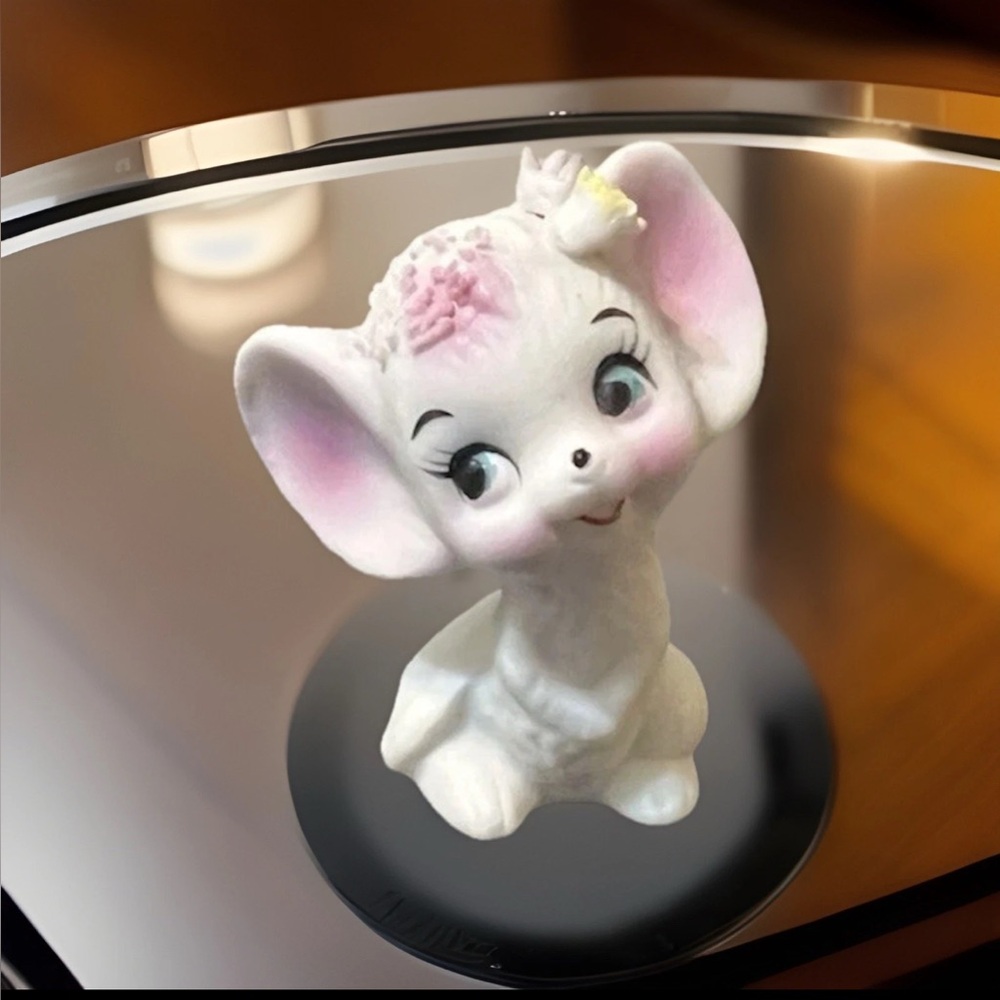 Vtg Girl Mouse Figurine Miniature Napcoware Japan Pink Yellow Flowers Kitschy